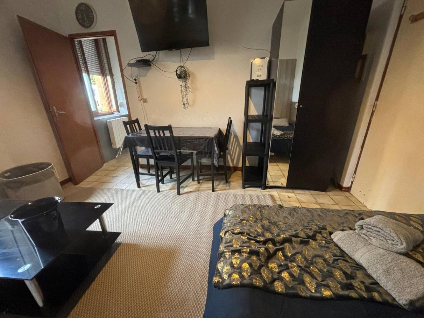 Apartmán Le Lorrain Wifi Un Sejour A Part Mety Exteriér fotografie